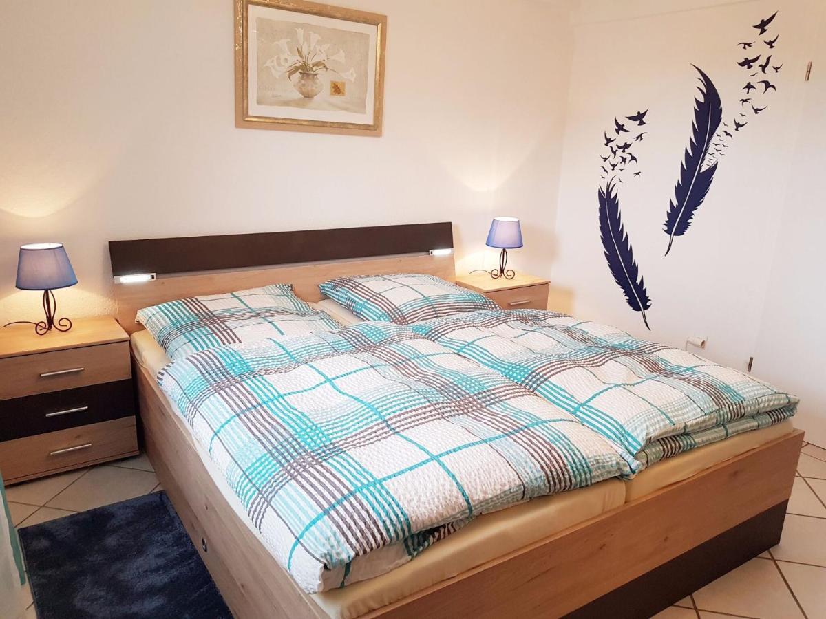 Flat Near The Area In Appartement