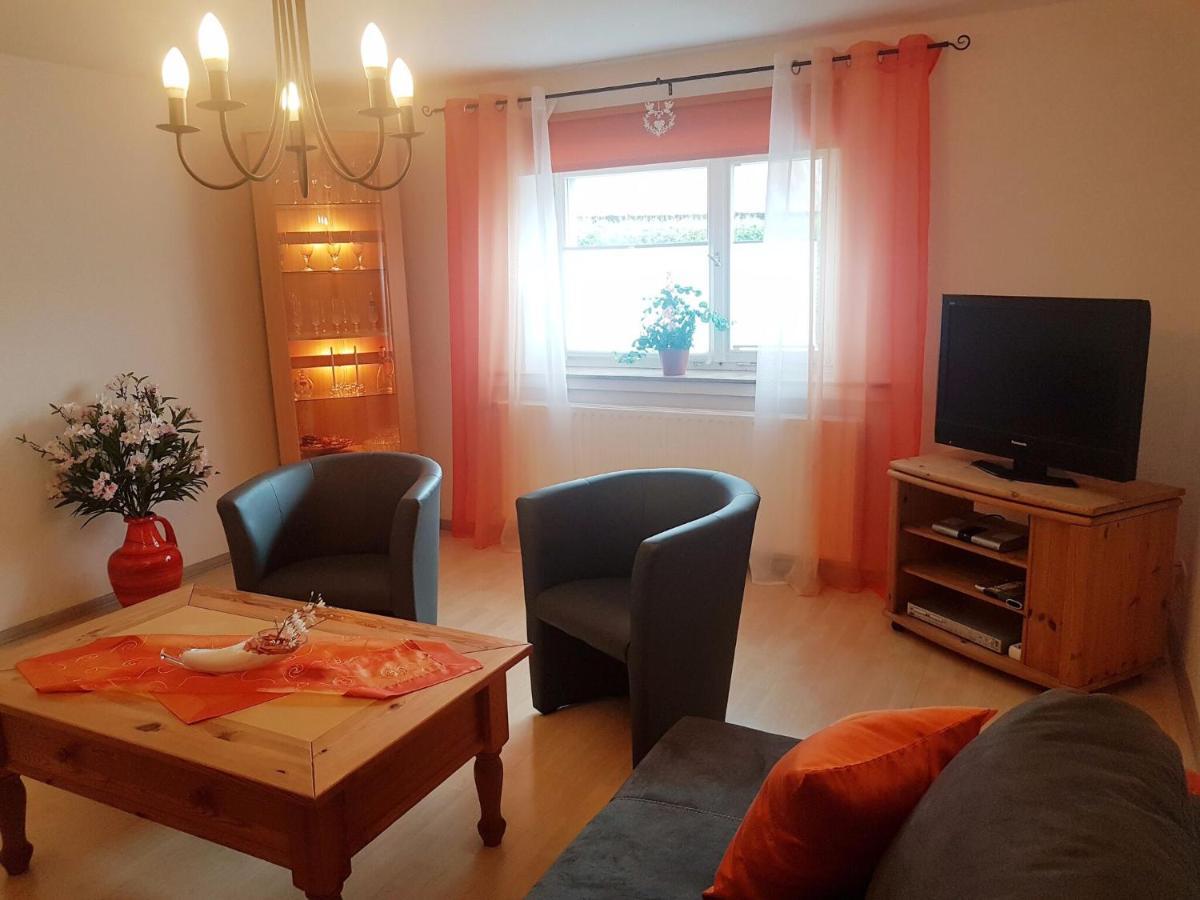 Flat Near The Area In Appartement *